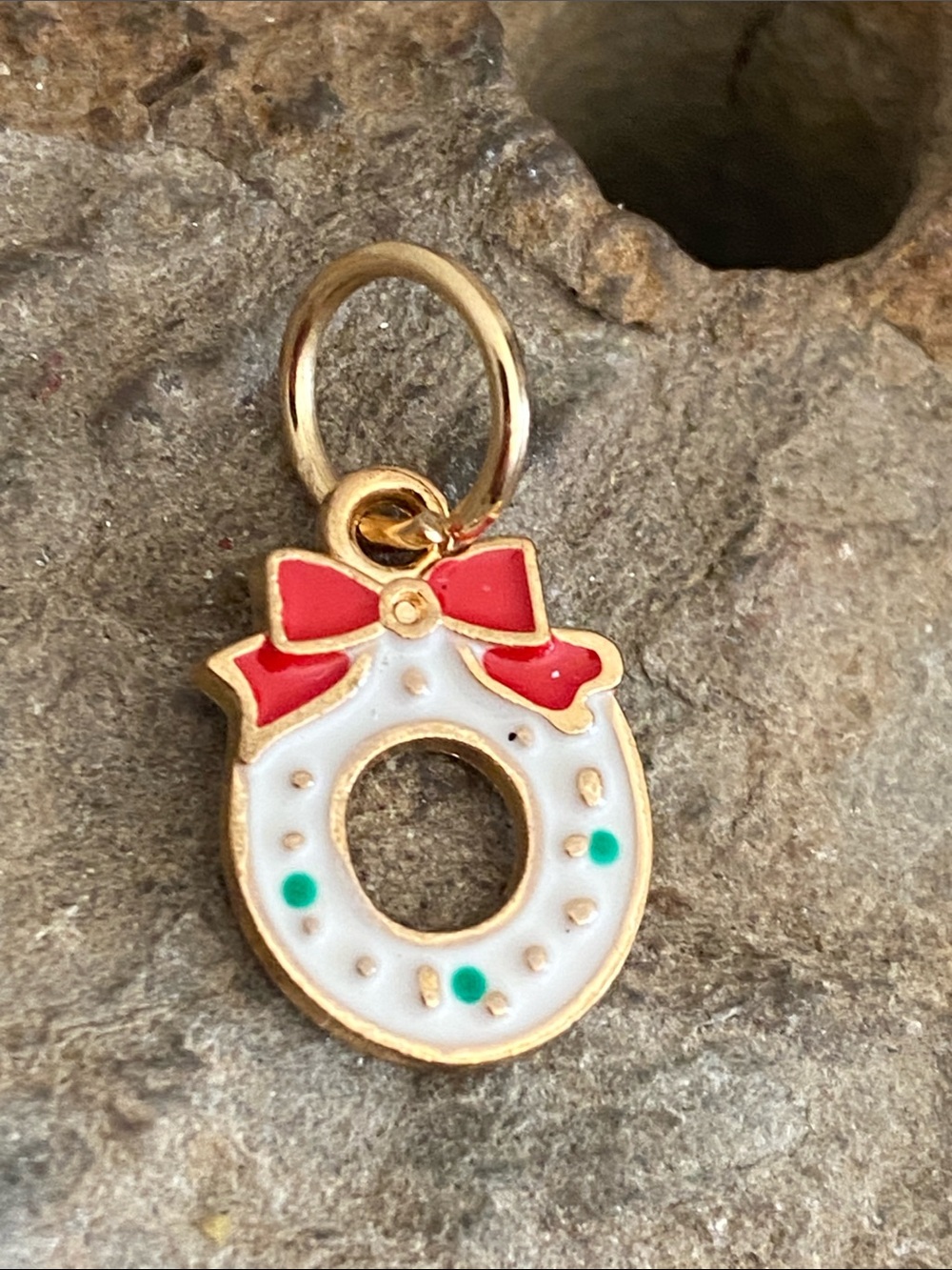 5/$10❤️❤️❤️NEW Wreath Pendant Charm